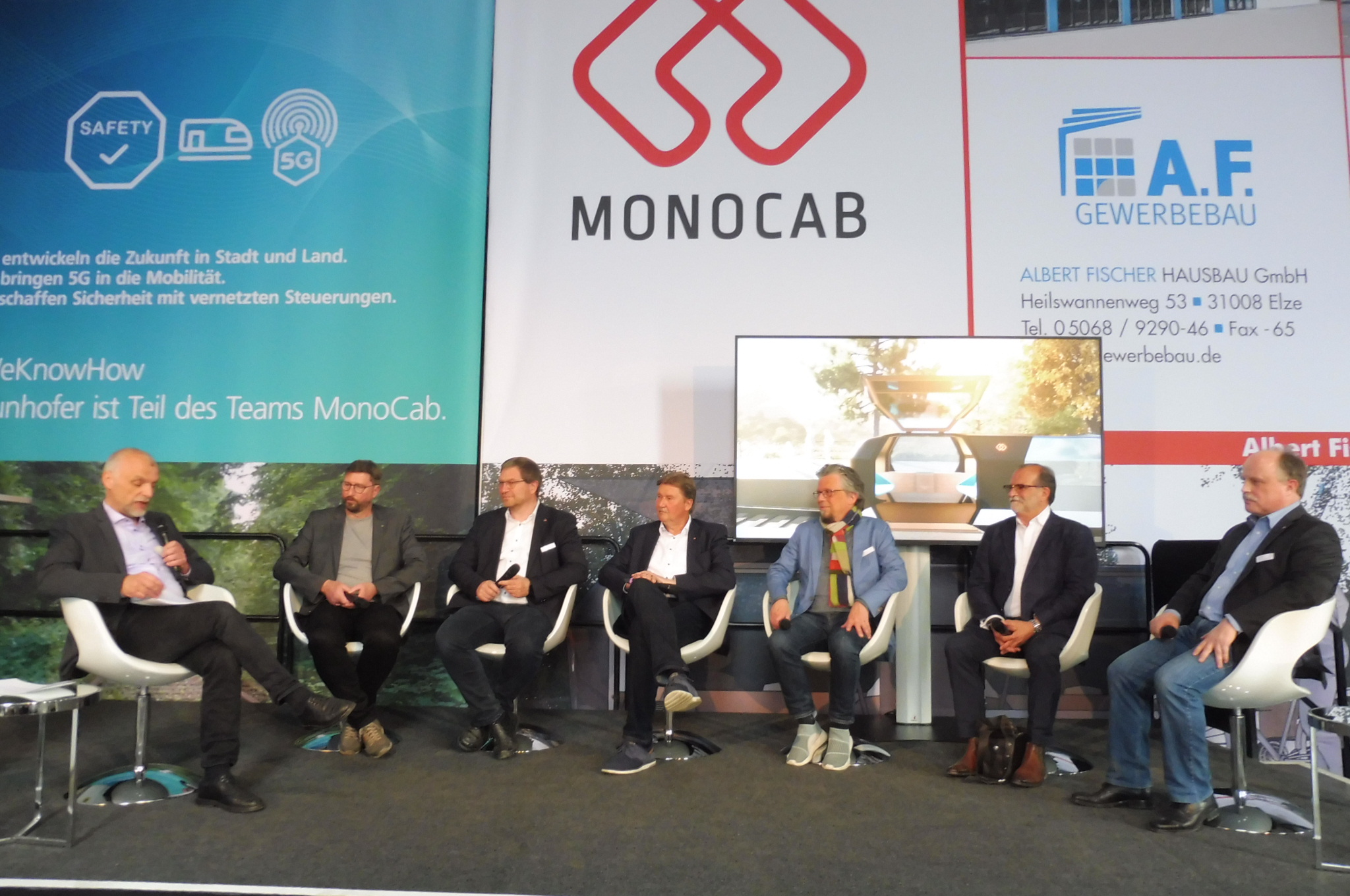 "Moncab" - Podiumsdiskussion in Dörentrup im Mai 2022