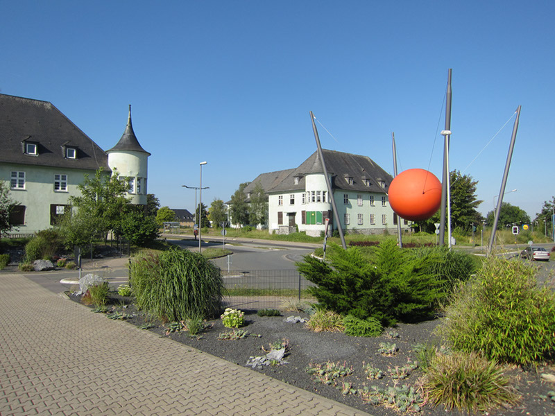 Gebäude 35 links und 45 rechts