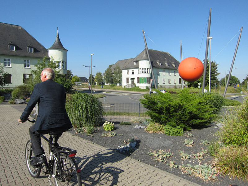 Gebäude 35 links und 45 rechtsmit Stadtplaner